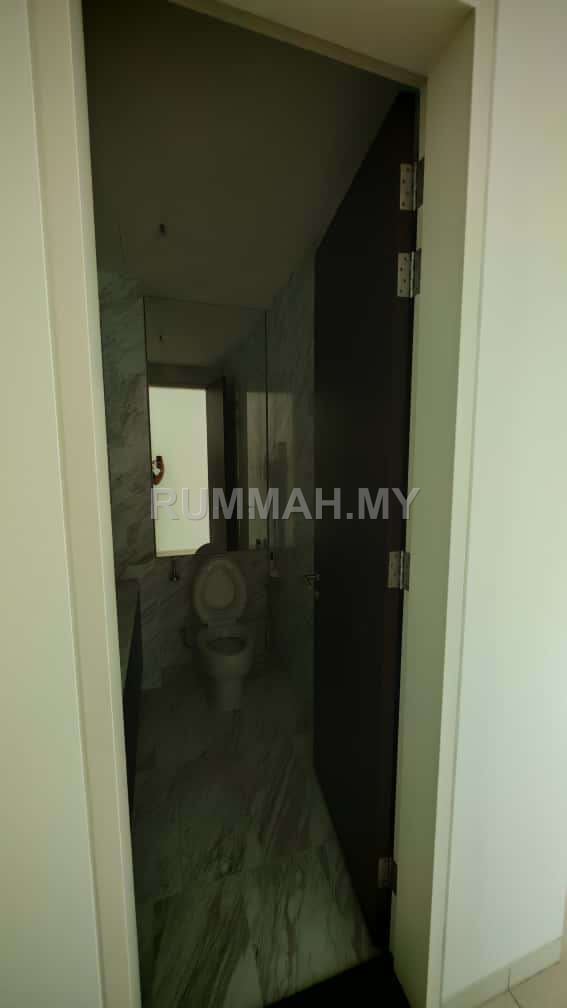3-bedroom condo in Gelugor, Penang for sale - Condo for Sale @ The Light Collection 4, Gelugor | Fully Furnished