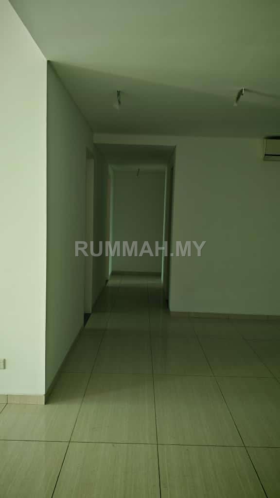 condo in Gelugor, Penang — photo 4