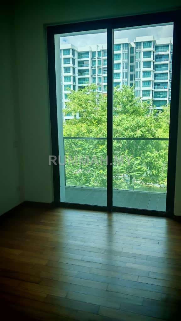 condo in Gelugor, Penang — photo 5