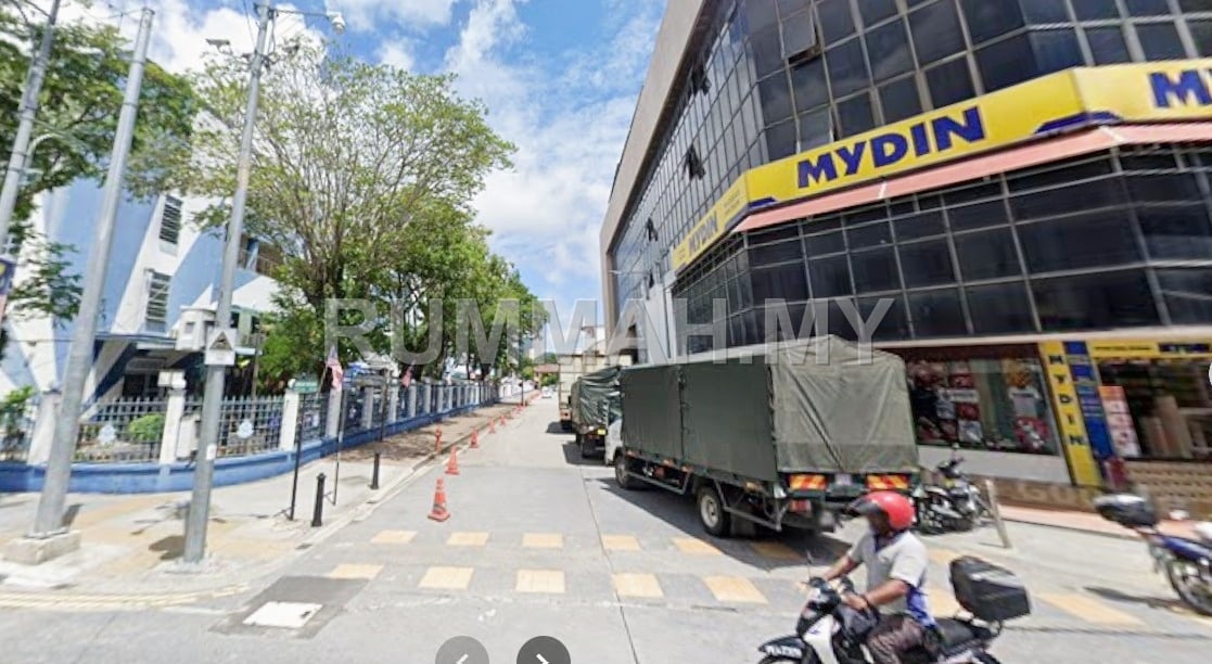 commercial in George Town, Penang — photo 5