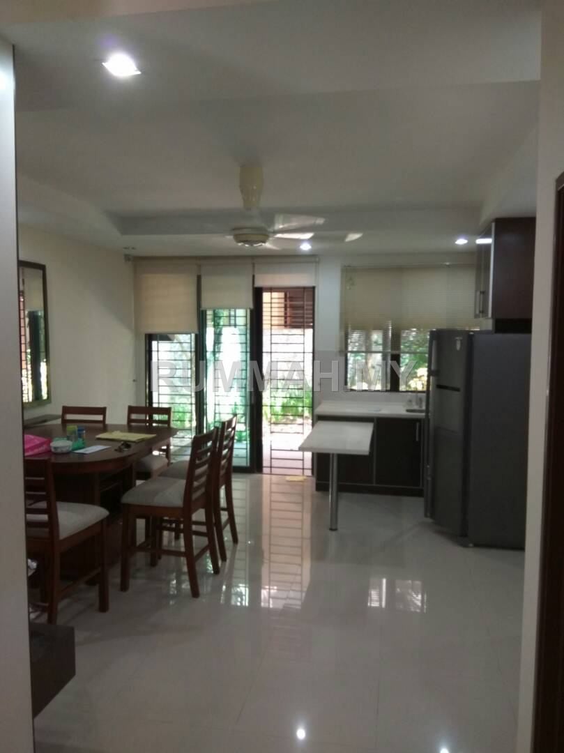 4-bedroom house in Tanjung Bungah, Penang for sale - Alila Homes Tanjung Bungah: Exclusive Freehold 3-Storey Garden Villa with Resort Clubhouse Amenities