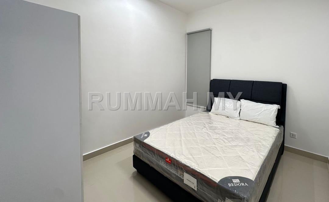 condo in Gelugor, Penang — photo 7