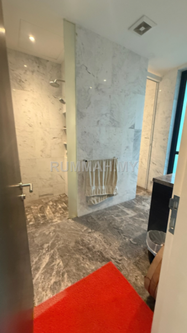 condo in Gelugor, Penang — photo 5