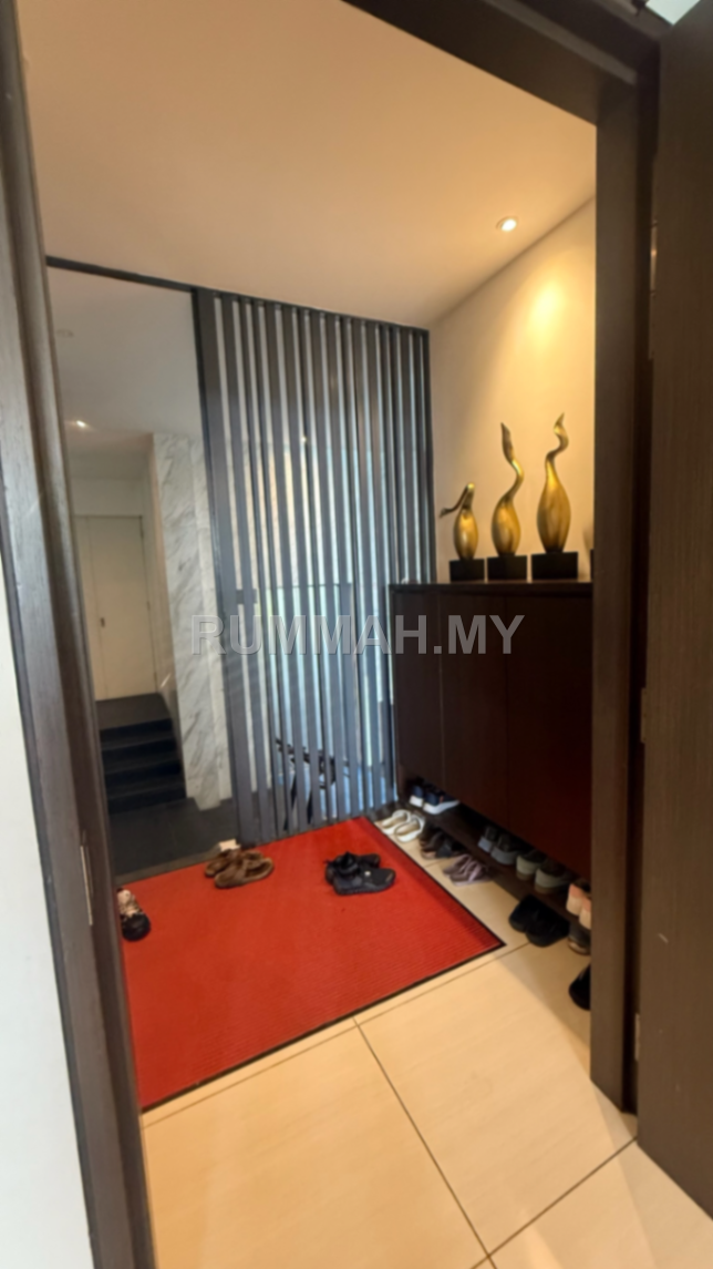 condo in Gelugor, Penang — photo 7