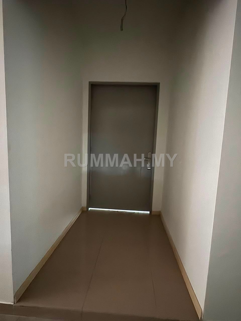 3-bedroom condo in Teluk Kumbar, Penang for sale - Condo for Sale @ D' Starlingtton, Teluk Kumbar | 2 Carpark
