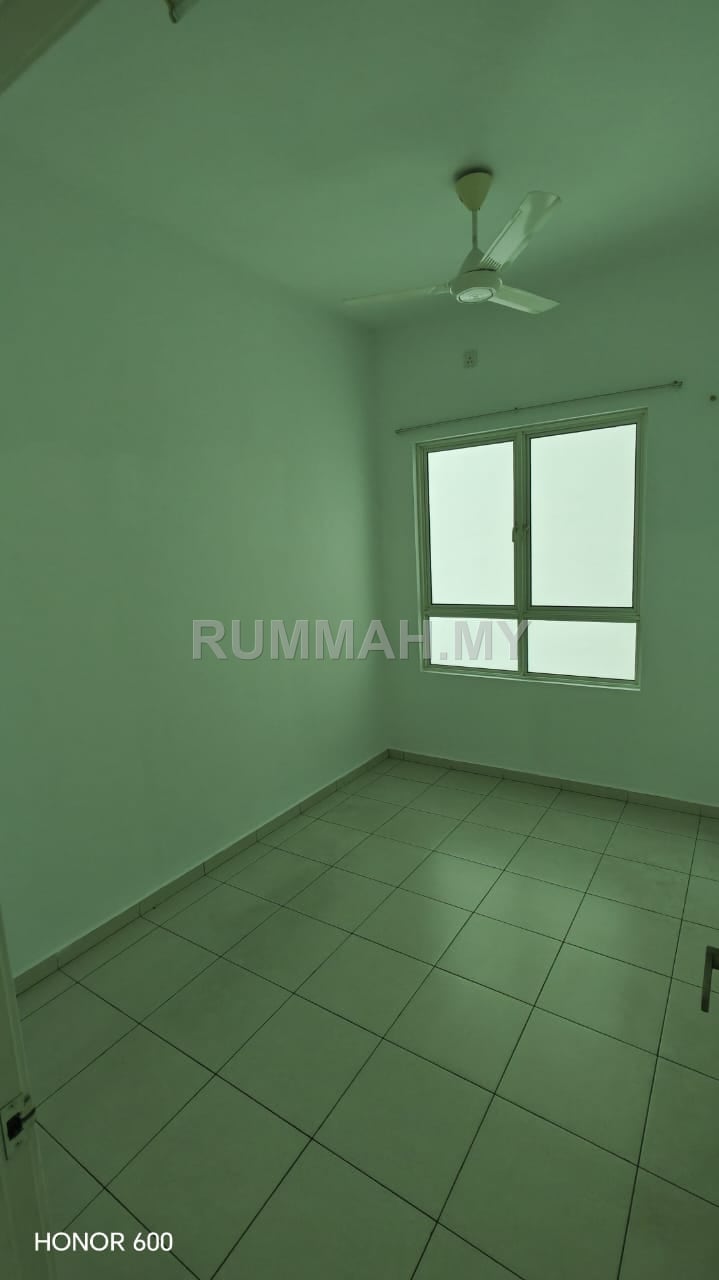 condo in Sungai Ara, Penang — photo 3