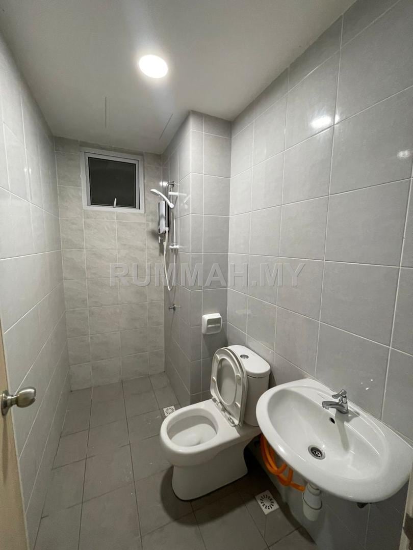 condo in Tanjung Tokong, Penang — photo 7