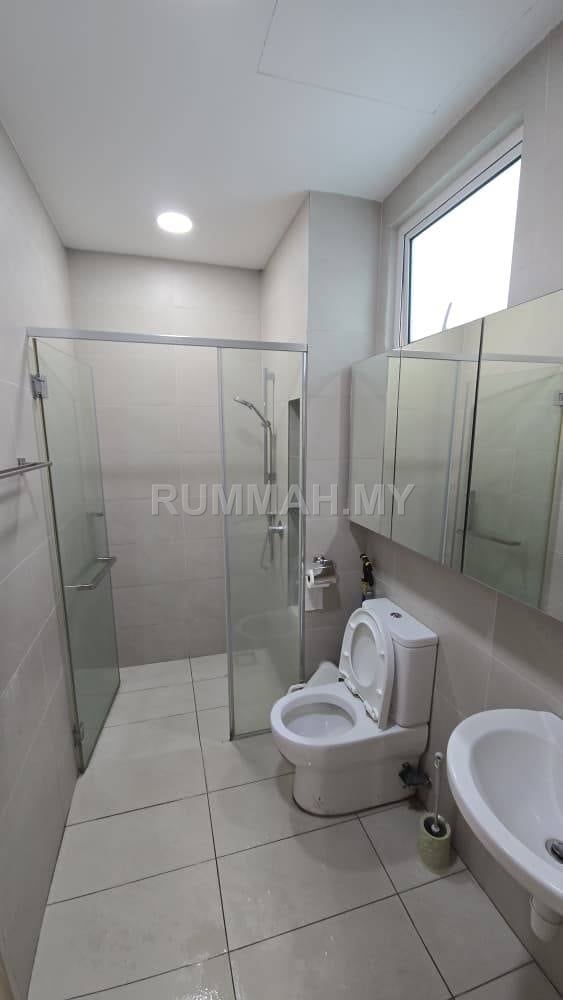 condo in Sungai Ara, Penang — photo 2