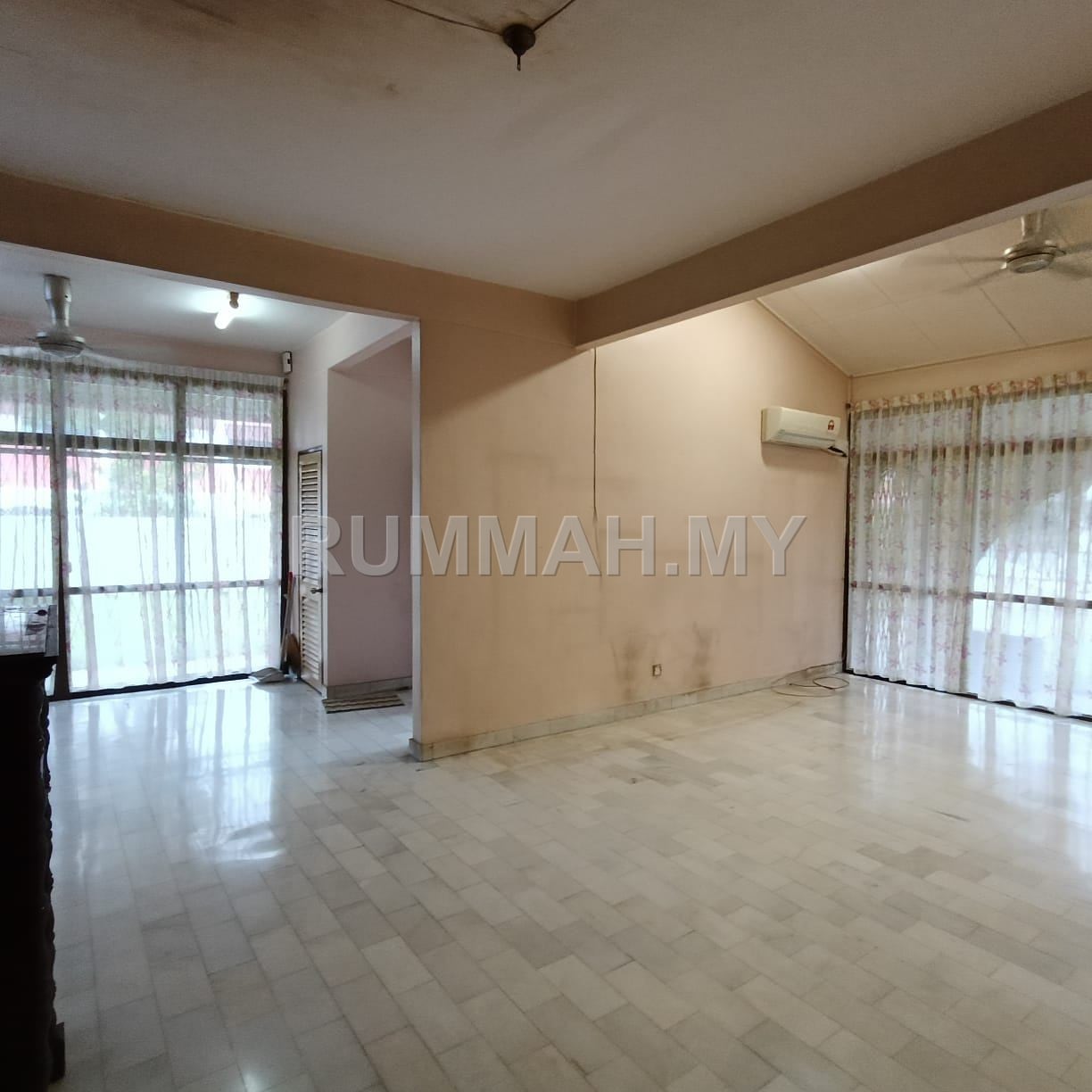 5-bedroom house in Sungai Ara, Penang for sale - Jalan Sungai Ara 2 Semi D, Desa Ara
