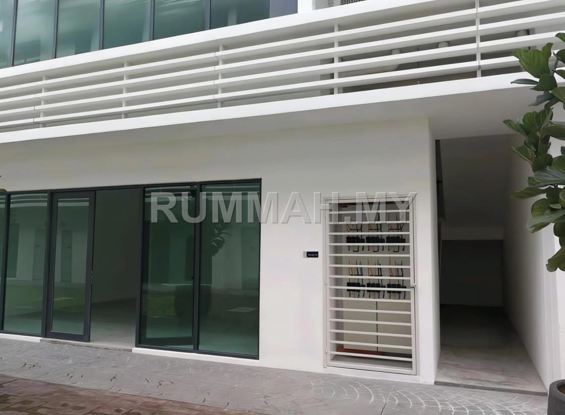 commercial in Cyberjaya, Selangor for sale - Ground Floor Shop Office Radius Business Park Cyberjaya For Sale