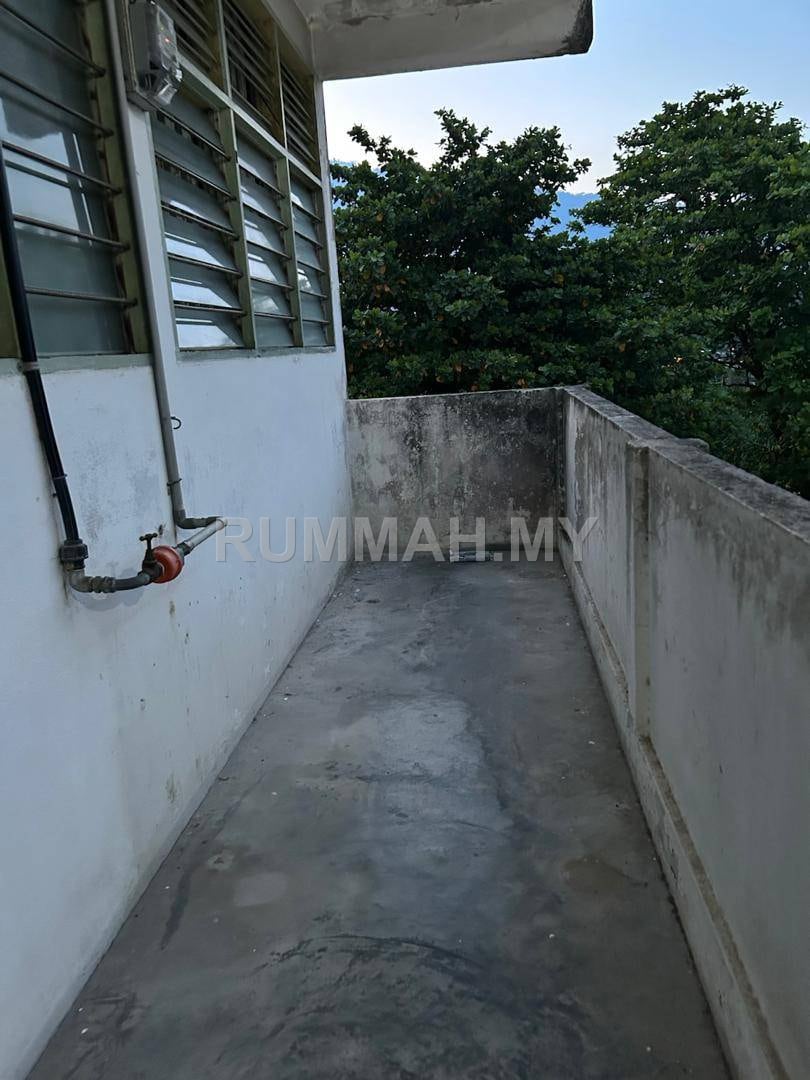 2-bedroom condo in Air Itam, Penang for sale - Corner Unit Taman Greenfield  With Lift