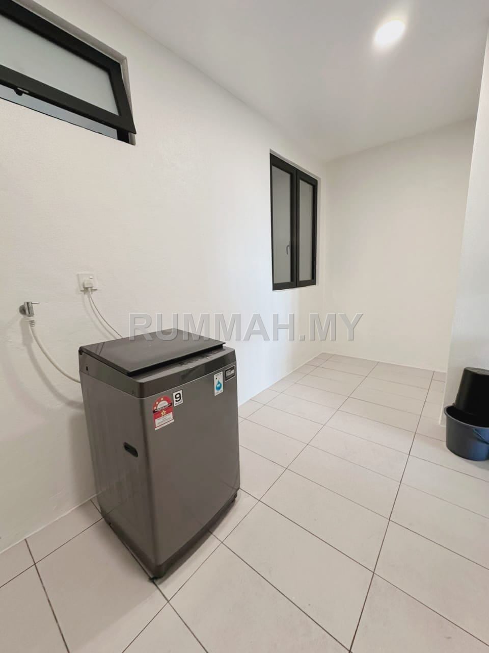 condo in Batu Kawan, Penang — photo 7