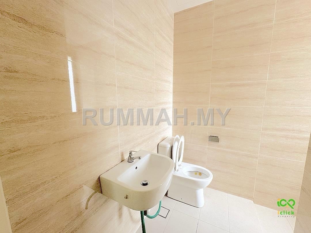 condo in Relau, Penang — photo 4