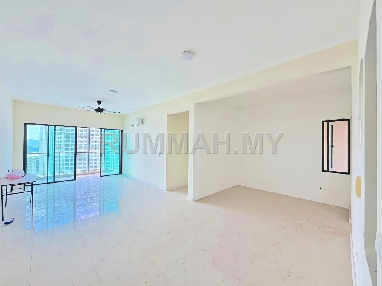 3-bedroom condo in Relau, Penang for sale - Iconic Skies Condominium 1483 sqft Low Desity Sungai Ara