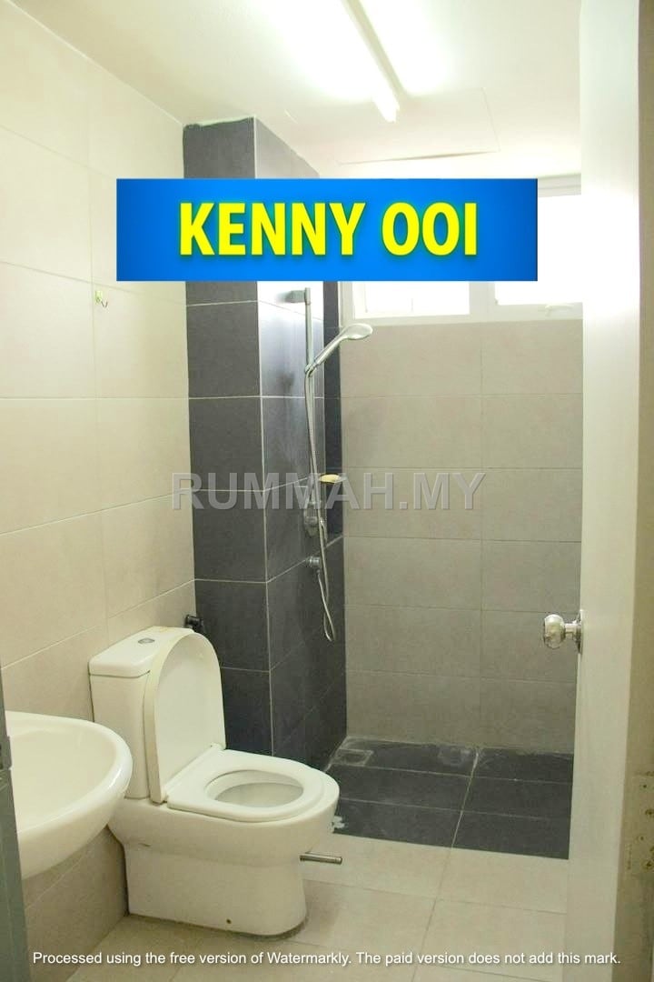 condo in Sungai Ara, Penang — photo 5