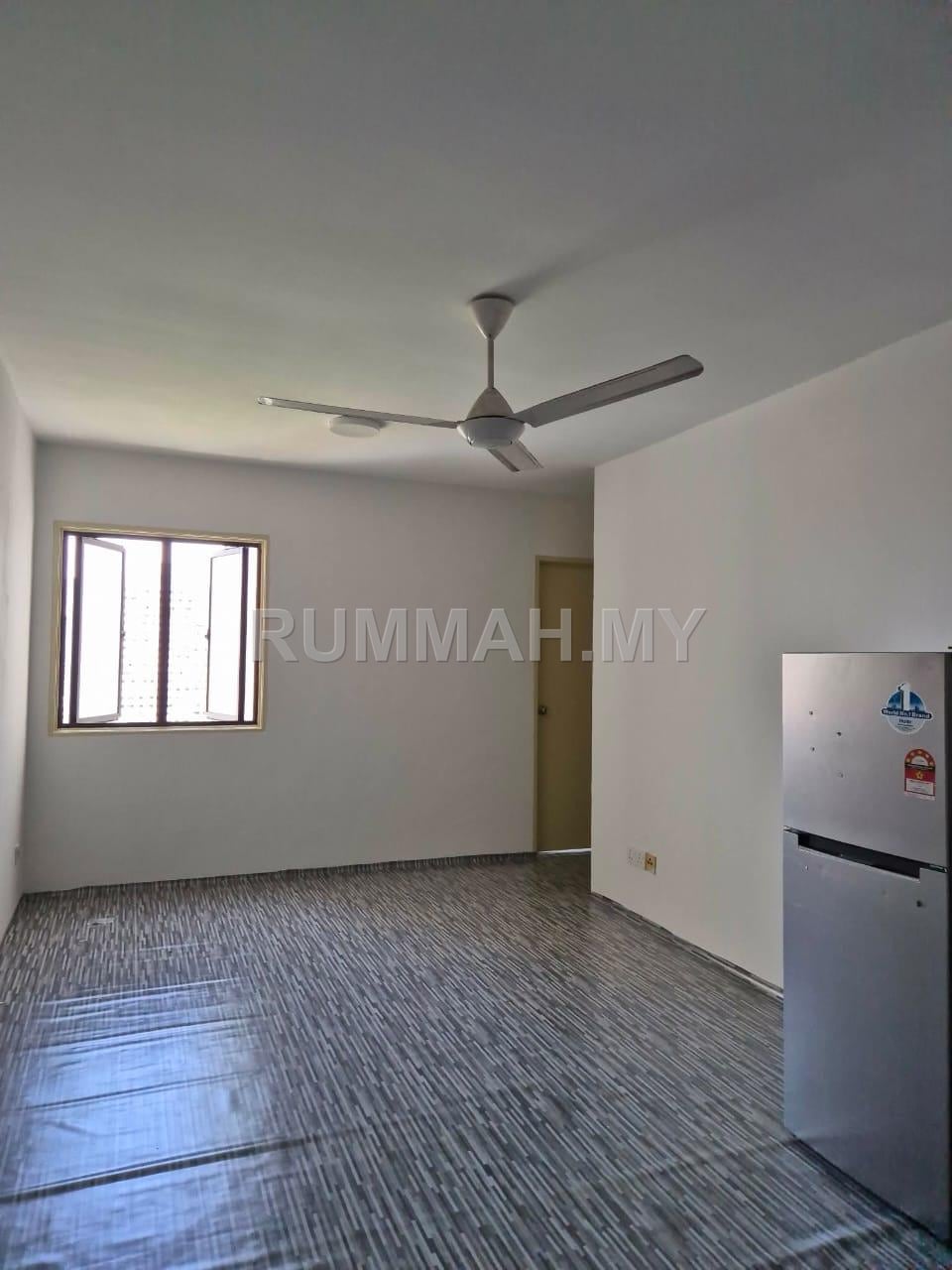 condo in Jelutong, Penang — photo 4