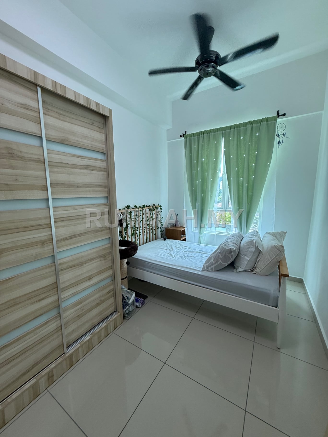 3-bedroom condo in Bayan Lepas, Penang for sale - Solaria residence near air port