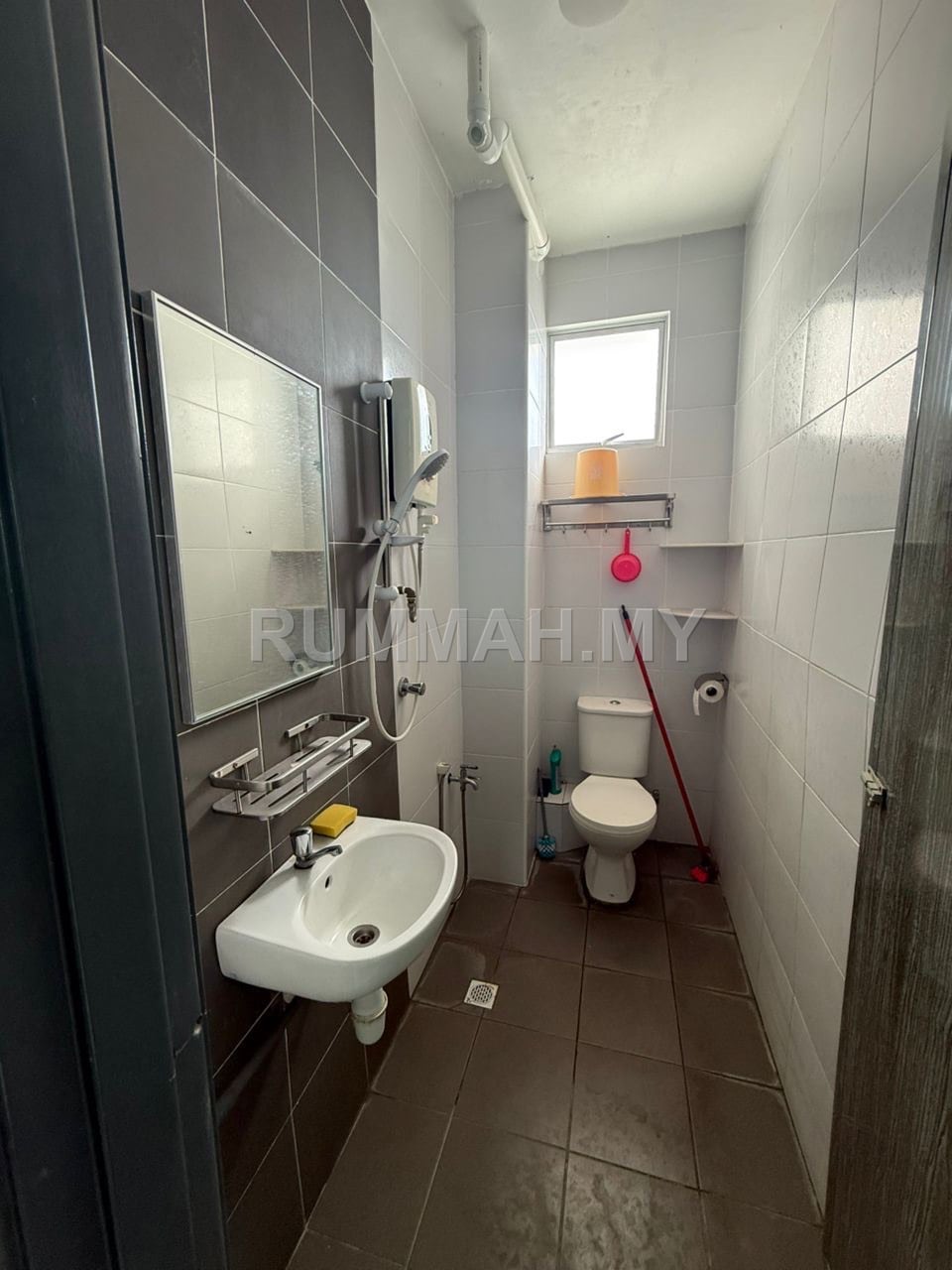 3-bedroom condo in George Town, Penang for rent - The rise collection 2 for rent Near komtar at Georgetown area