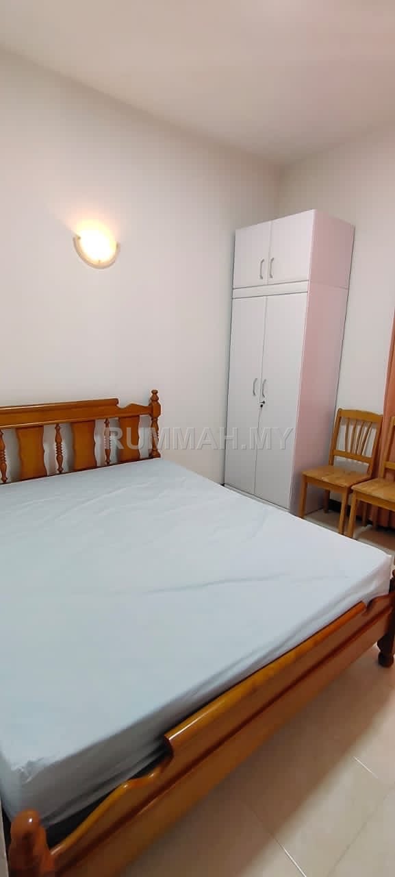 condo in Pulau Tikus, Penang — photo 4