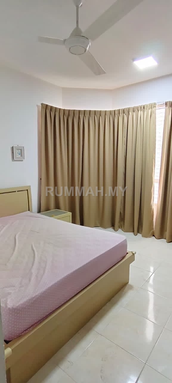 condo in Pulau Tikus, Penang — photo 5