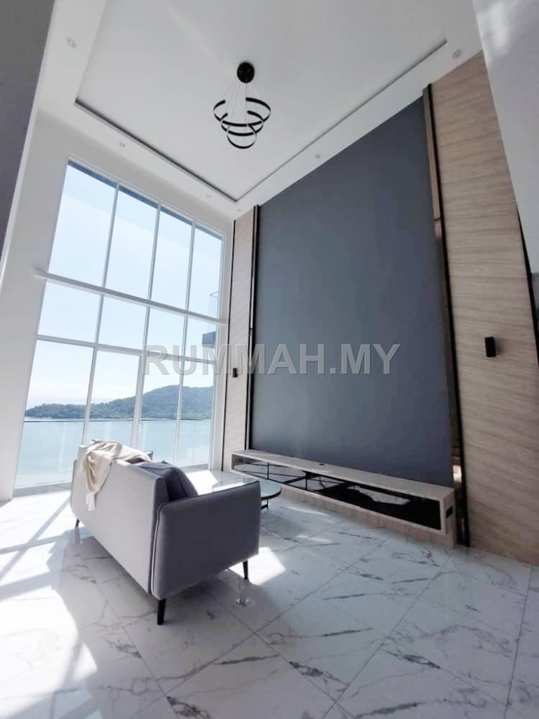 4-bedroom condo in Bayan Lepas, Penang for rent - [Duplex] Quaywest Residence, Bayan Lepas | Seaview