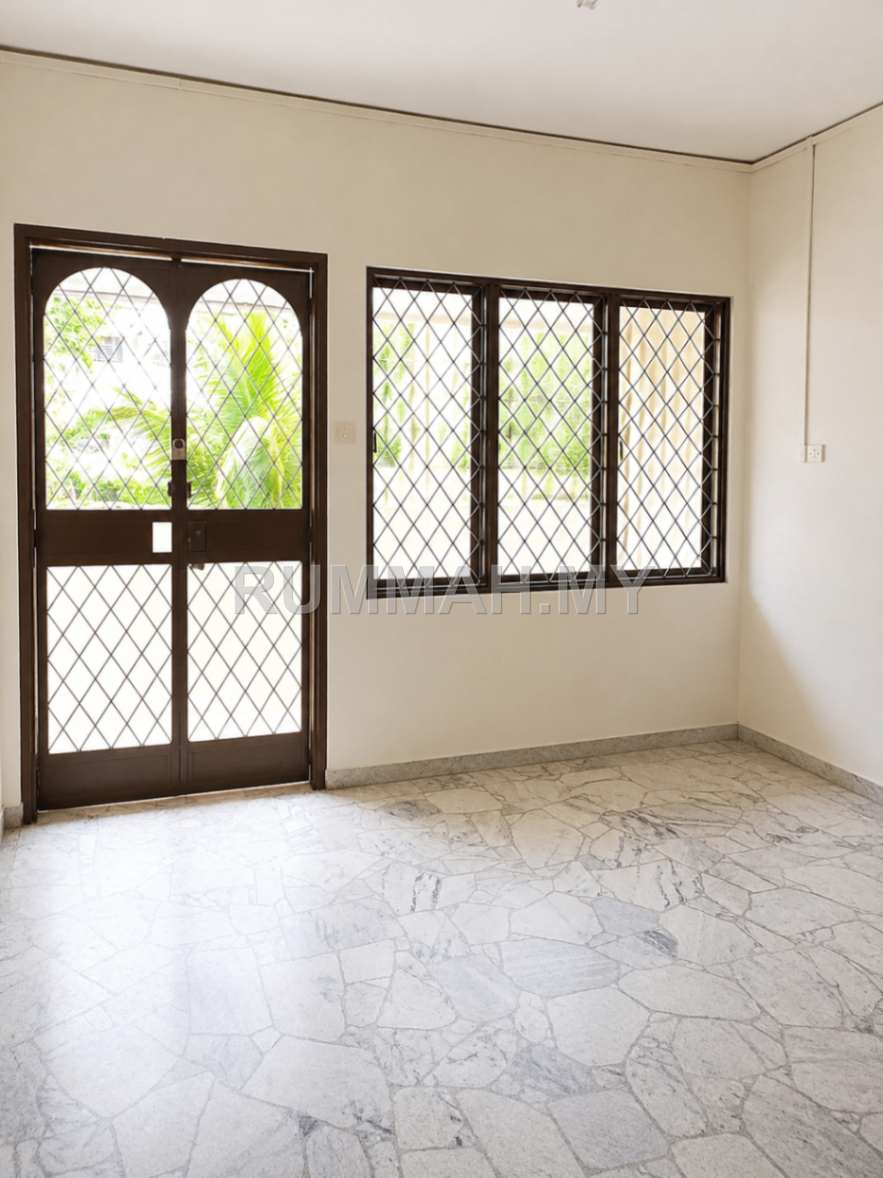 2-bedroom condo in Bayan Baru, Penang for sale - Apartment for Sale @ Mahsuri Flat, Bayan Baru | Basic Renovation