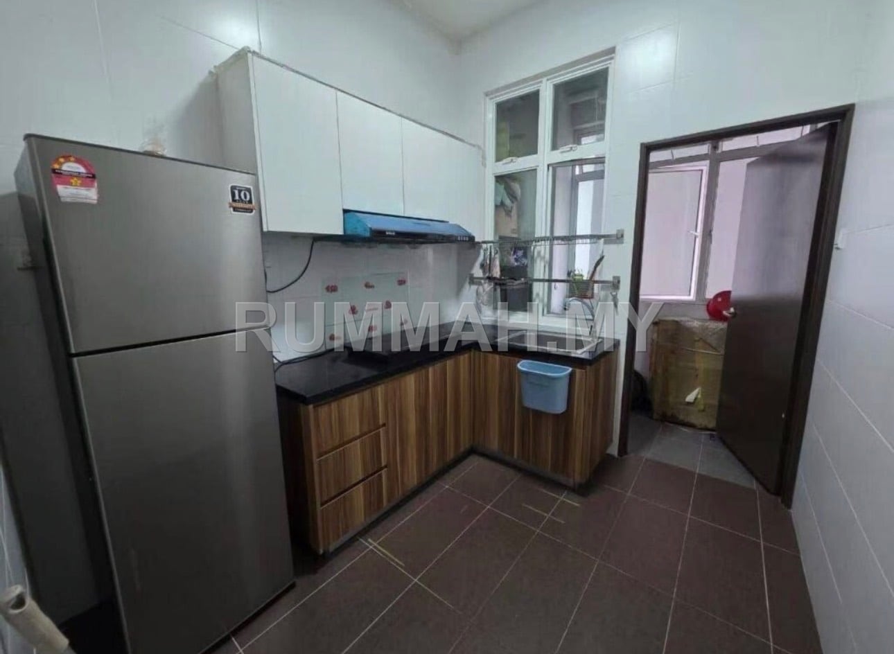 condo in M Condominium Larkin, Johor — photo 4
