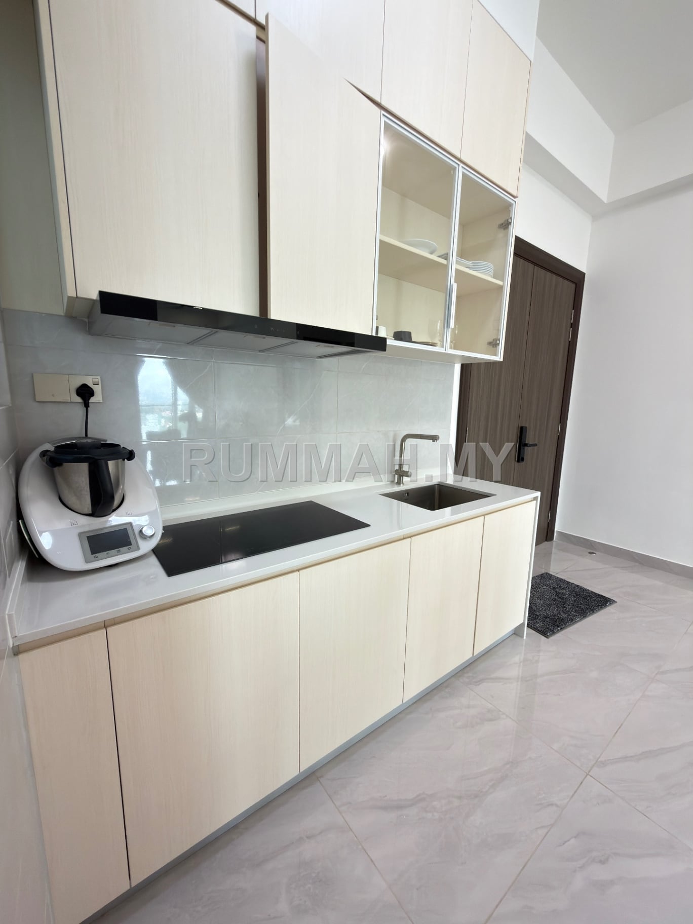 condo in Pulau Tikus, Penang — photo 4