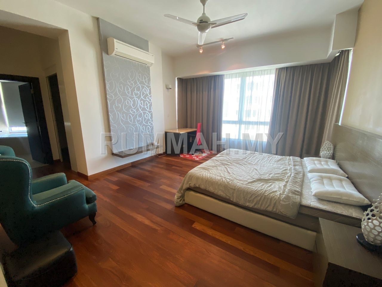 condo in Pulau Tikus, Penang — photo 2