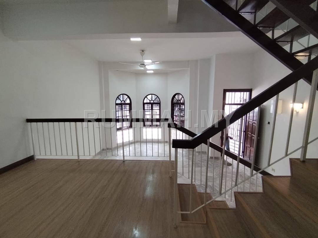 house in Taman Bukit Utama, Ampang, Selangor — photo 6