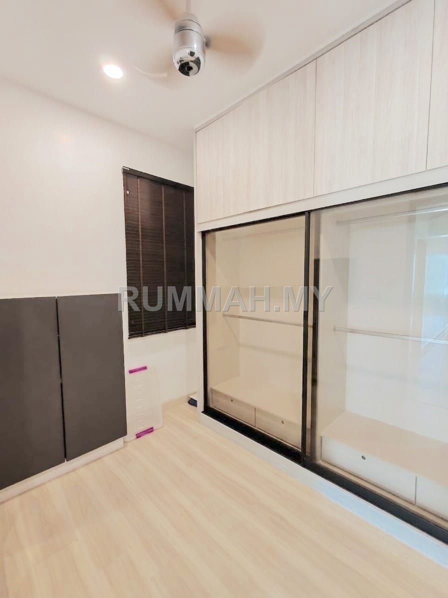 condo in Sungai Ara, Penang — photo 2