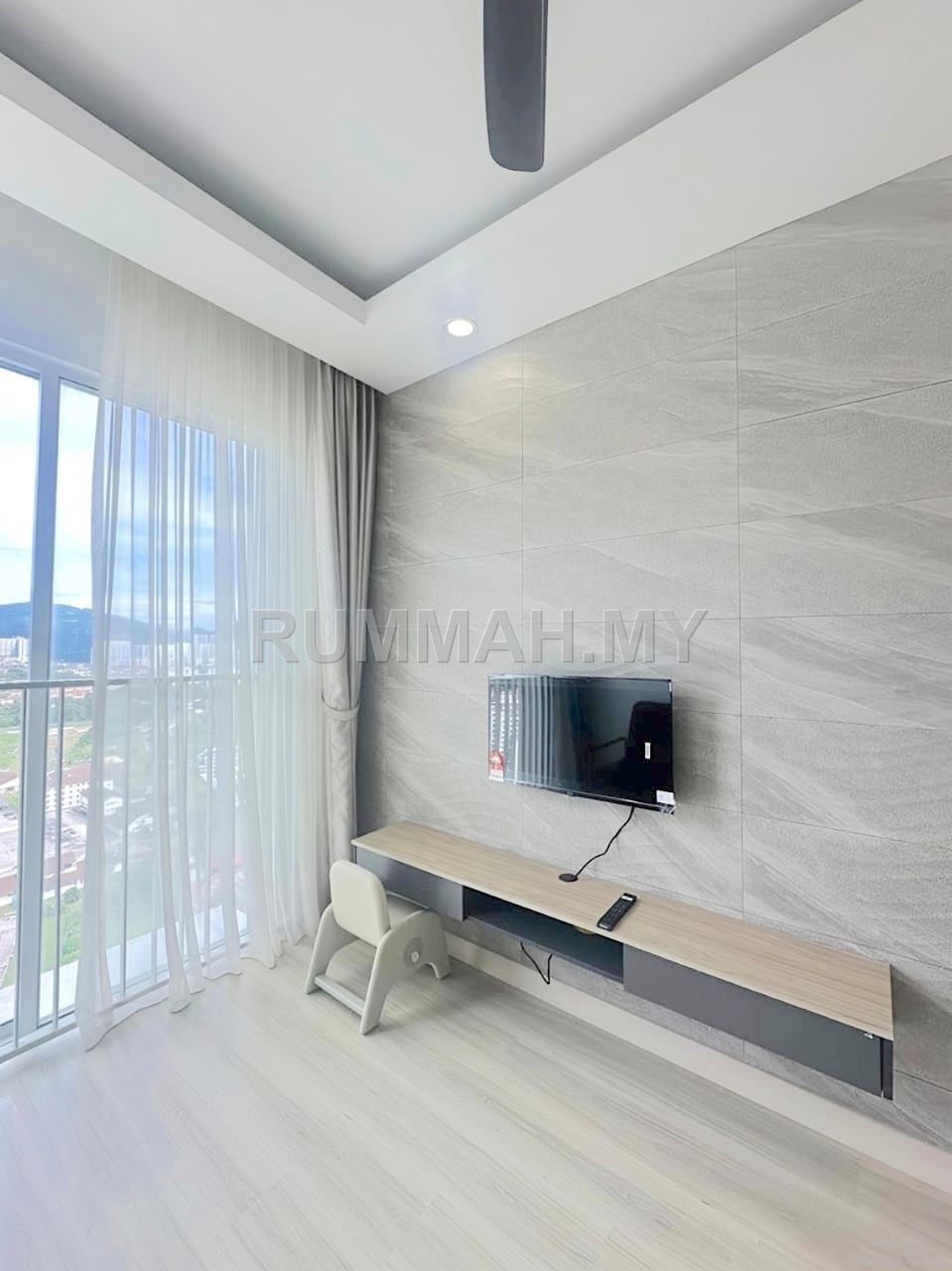 3-bedroom condo in Sungai Ara, Penang for rent - The Clovers 900 sqft 2 Car Park Side By Side Sungai Ara
