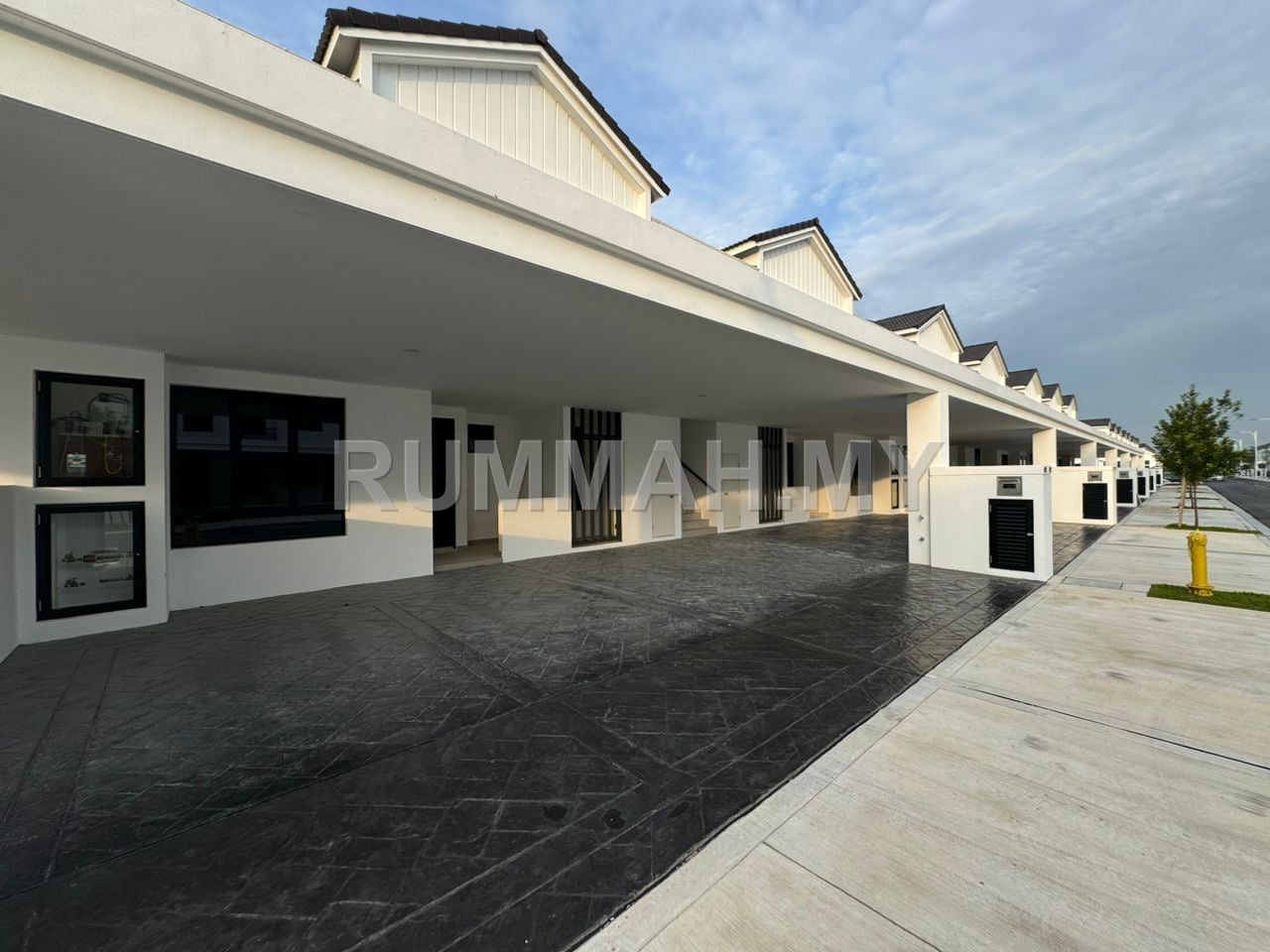 3-bedroom condo in Simpang Ampat, Penang for sale - Ecoworld Cohome Camdon Upper Floor Eco Horizon Batu Kawan Townhouse 