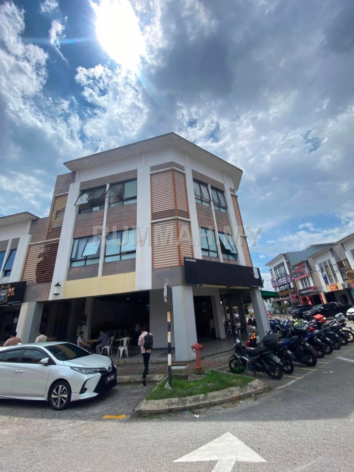 commercial in Sungai Buloh, Selangor — photo 6