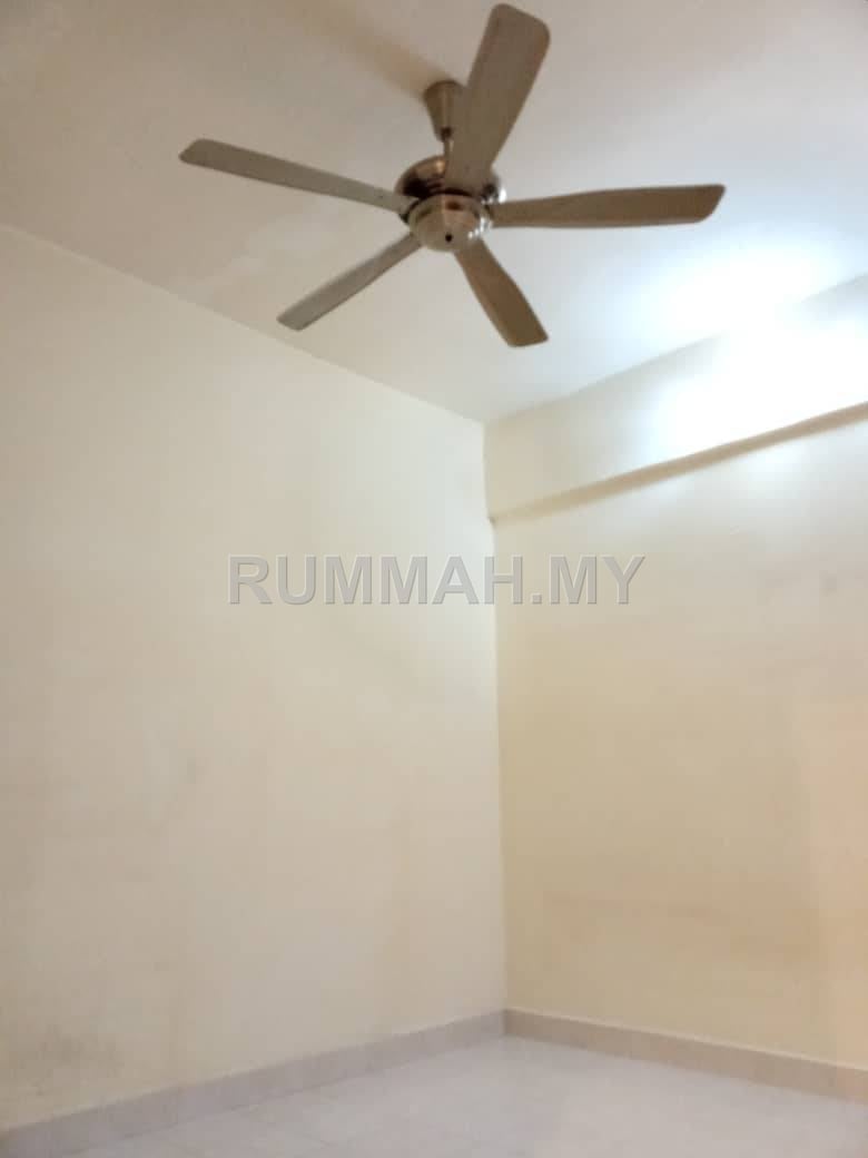 condo in Air Itam, Penang — photo 6