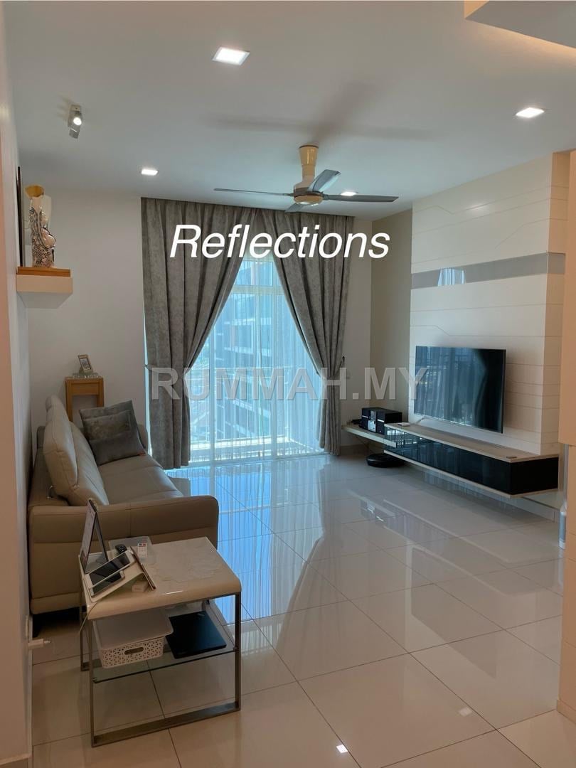 Reflections @ Sungai Ara, 1521sft, 2 Car Parks, Fully Renovated