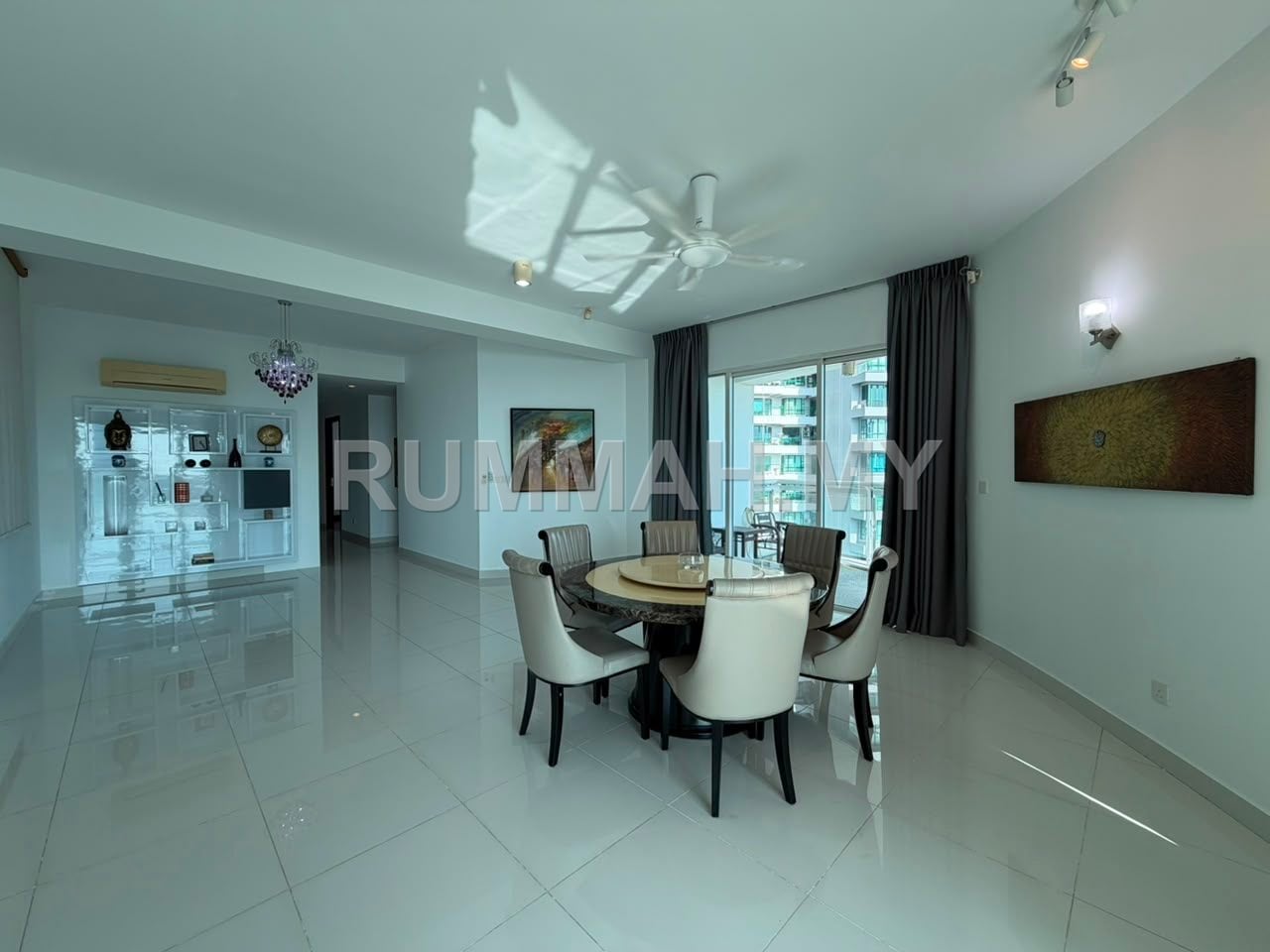 Gurney Paragon Residences Condo