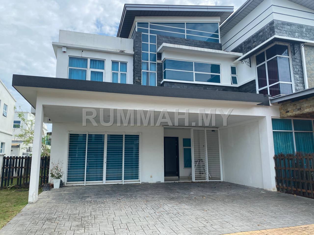 Semi-Detached House for Sale @ Cyberjaya, Selangor | Freehold