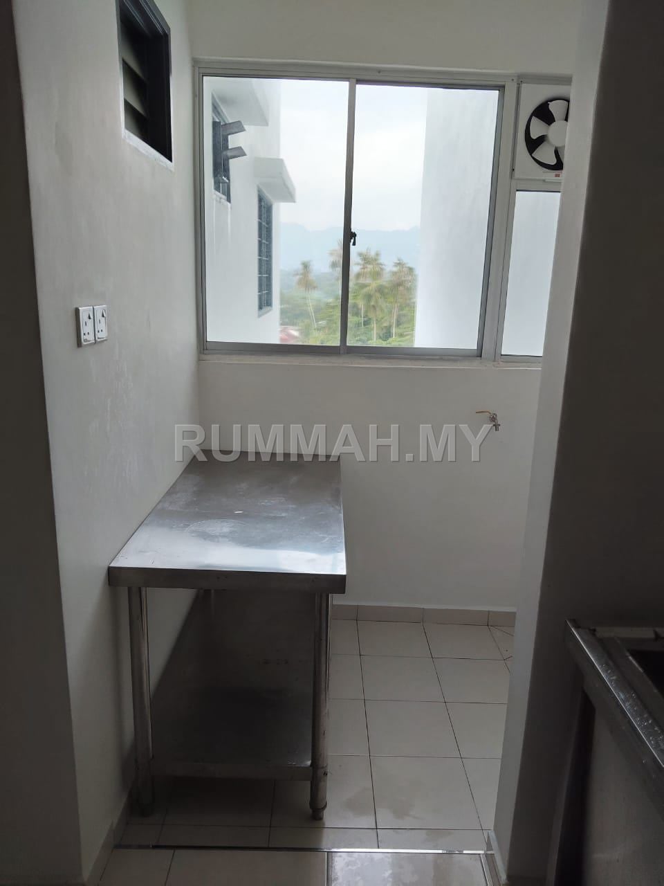 condo in Balik Pulau, Penang — photo 4