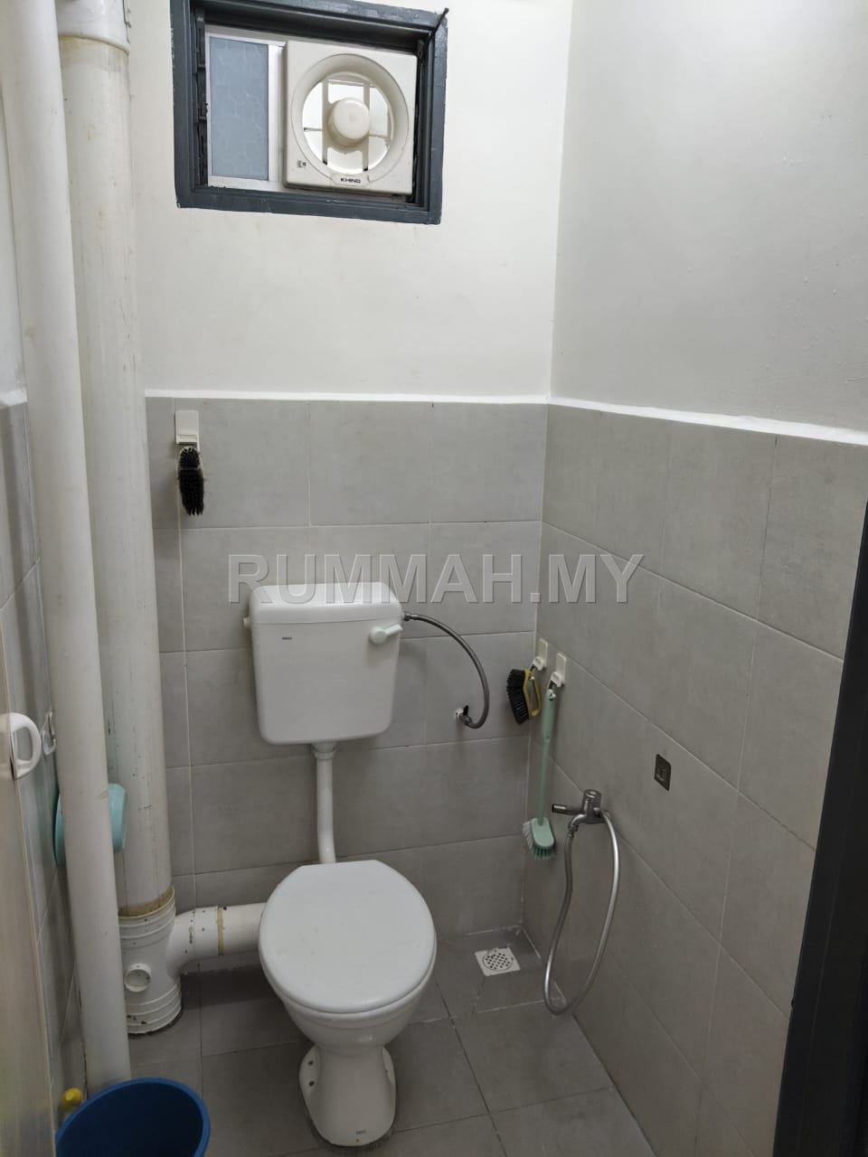 condo in Balik Pulau, Penang — photo 6