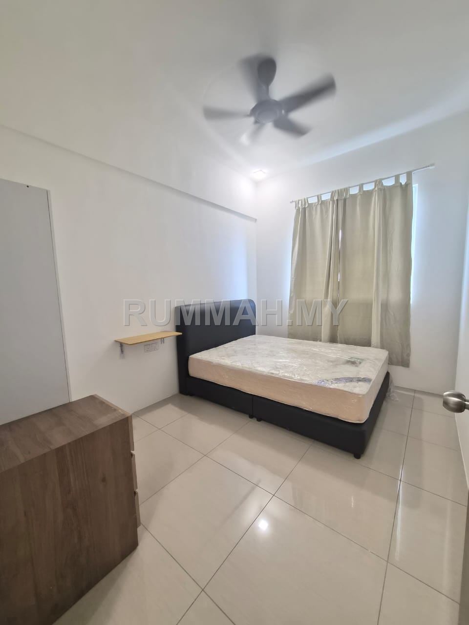 condo in Gelugor, Penang — photo 5