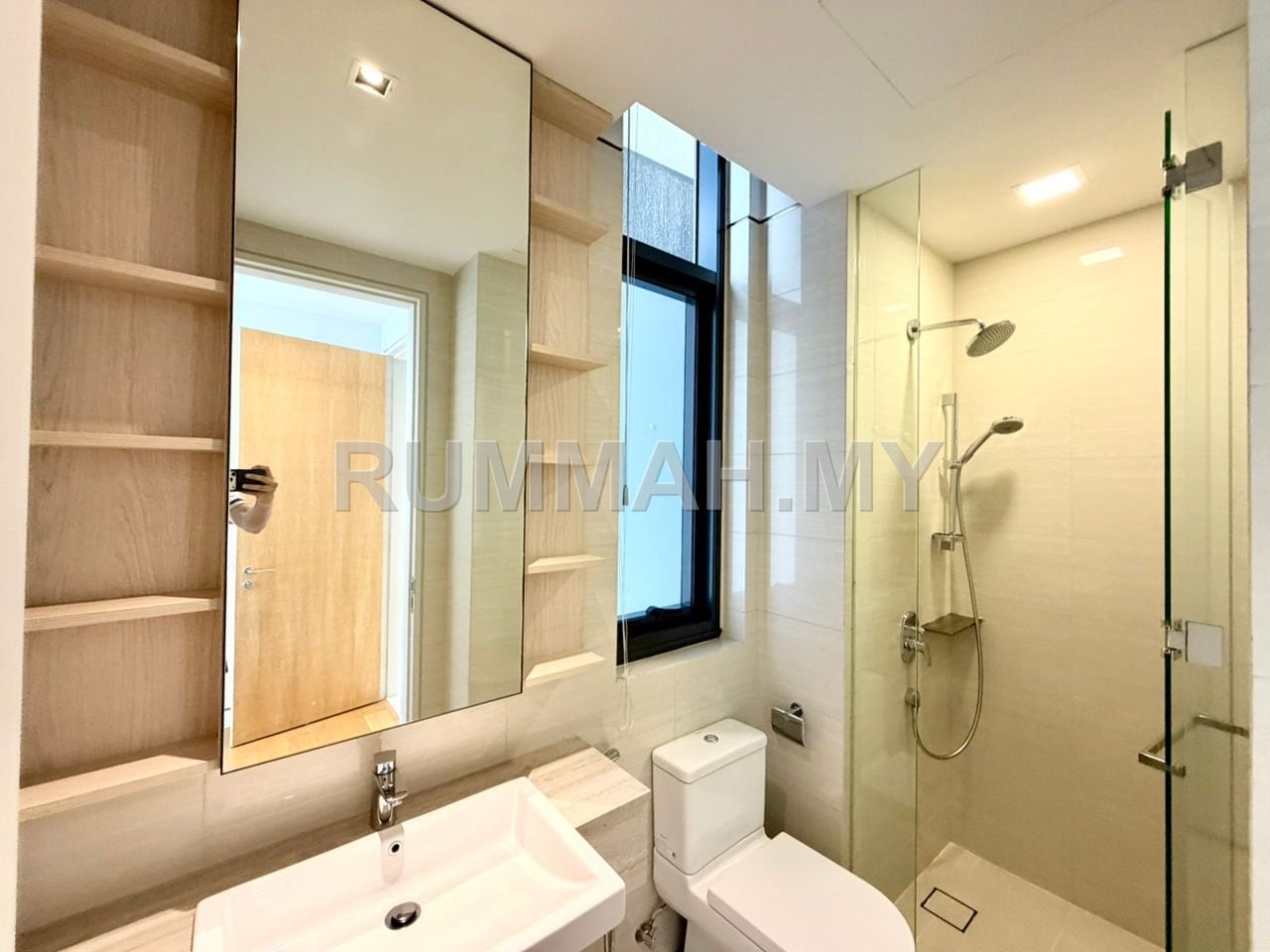 condo in Pulau Tikus, Penang — photo 7