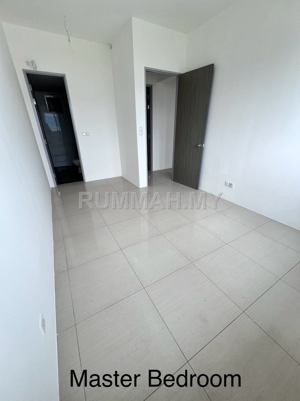 condo in Gelugor, Penang — photo 6