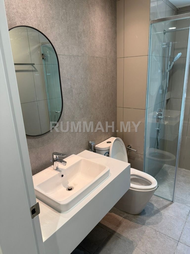 condo in Gelugor, Penang — photo 6