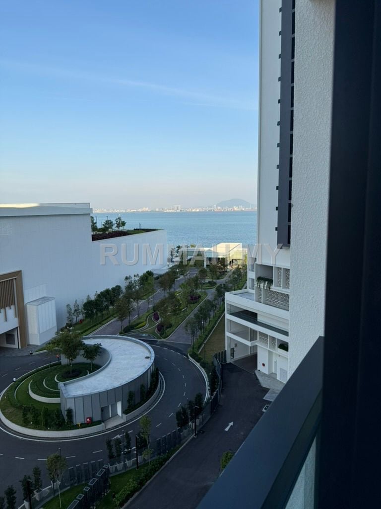 condo in Gelugor, Penang — photo 7
