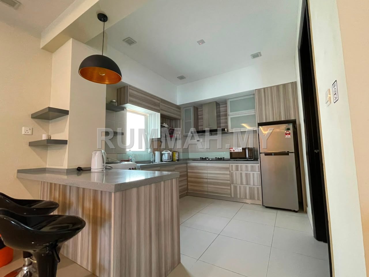 Summerton Condominium @Queensbay @Bayan Indah