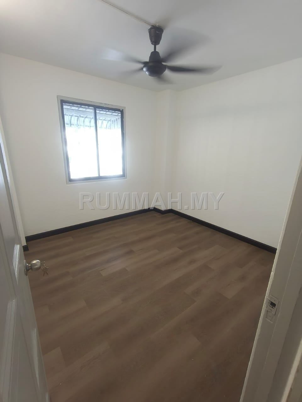 condo in Jelutong, Penang — photo 6