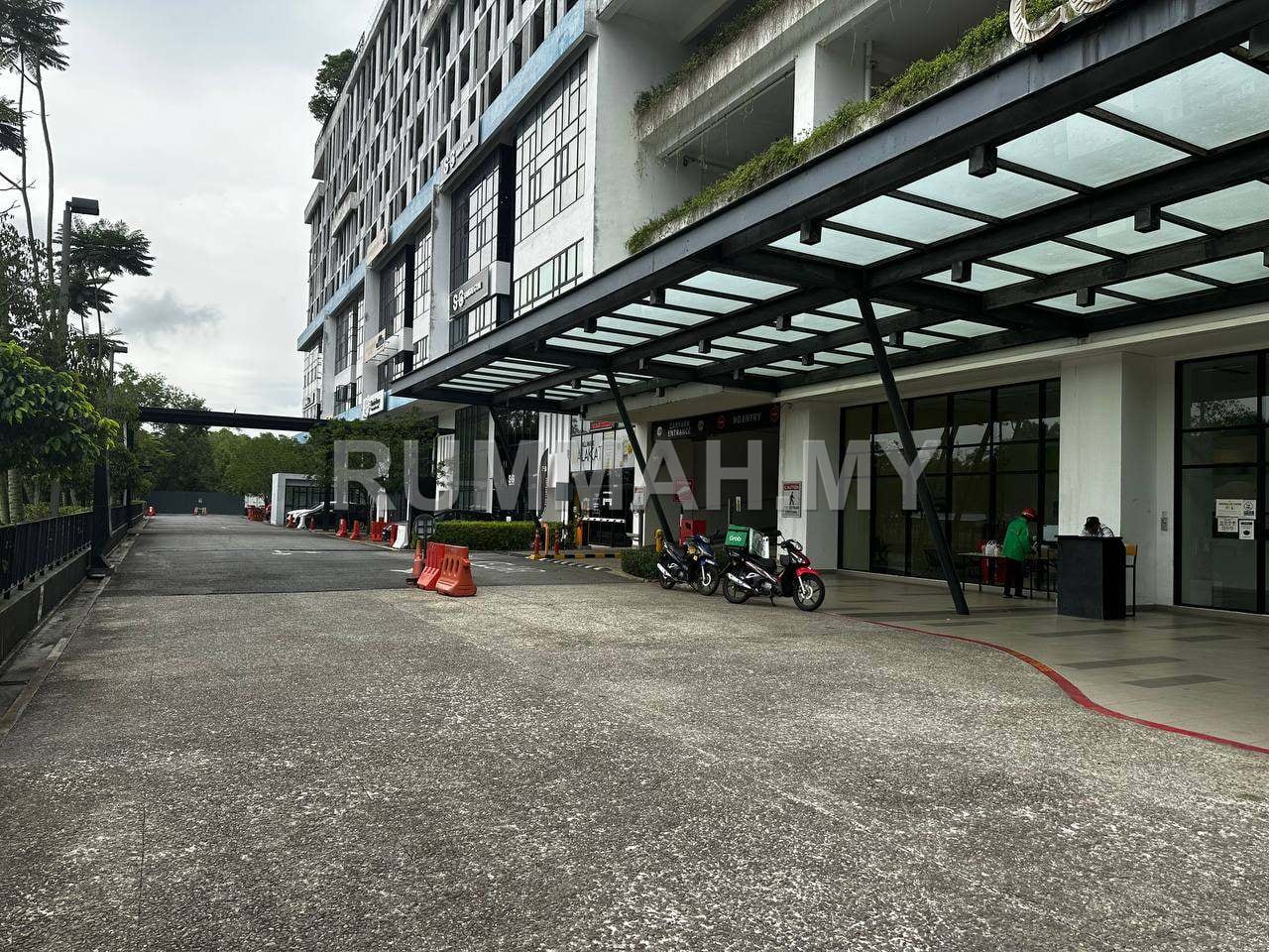 commercial in cyberjaya, Selangor — photo 3