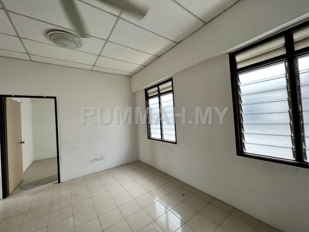 condo in Relau, Penang — photo 2