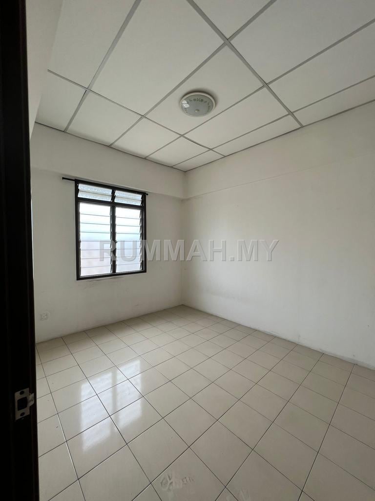 condo in Relau, Penang — photo 4